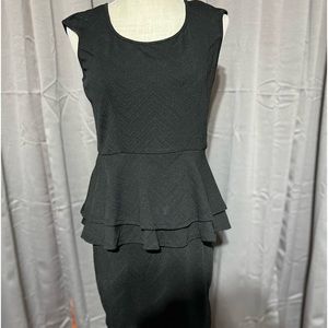 Black dress can be casual or dressy, Size Large.Worn 1 time.